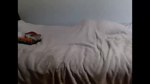 Snapshot of betty2uu chatting on 11-04-25, 09:19 Betty2uu online show from 11-04-25, 09:19