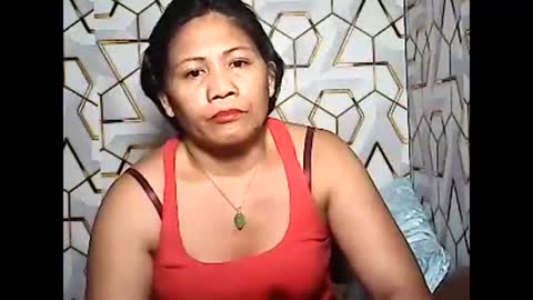 Snapshot of betty_83 chatting on 04-27-26, 12:25 betty_83 online show from 04-27-26, 12:25