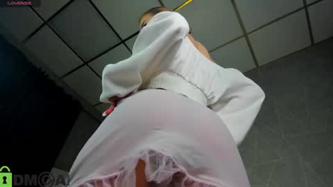 Brianna online show from 01-14-26, 01:22