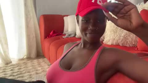 Snapshot of betty_fire_ chatting on 05-10-26, 01:27 Adah online show from 05-10-26, 01:27