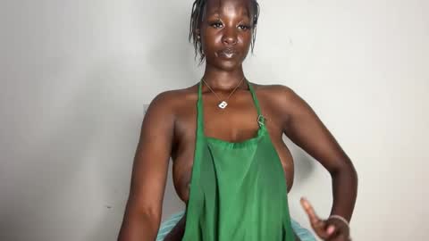 Snapshot of betty_fire_ chatting on 06-09-26, 10:54 Adah online show from 06-09-26, 10:54