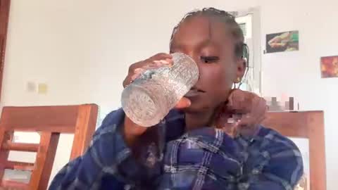 Snapshot of betty_fire_ chatting on 06-12-26, 09:52 Adah online show from 06-12-26, 09:52