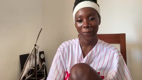 Snapshot of betty_fire_ chatting on 06-29-26, 09:37 Adah online show from 06-29-26, 09:37