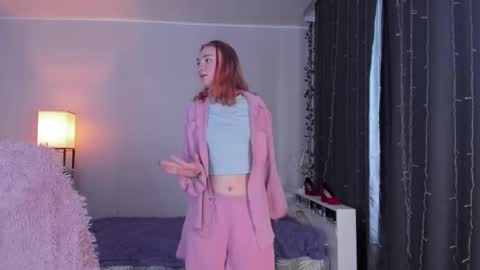 Snapshot of betty_witchy chatting on 01-14-26, 03:23 Dory make me happier online show from 01-14-26, 03:23