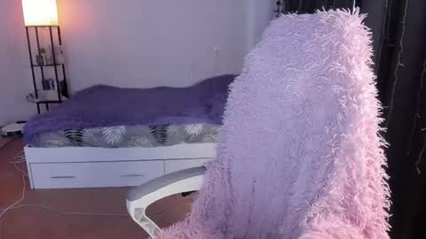 Snapshot of betty_witchy chatting on 01-19-26, 03:21 Dory make me happier online show from 01-19-26, 03:21