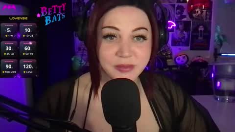 BettyBats online show from 04-17-26, 02:25