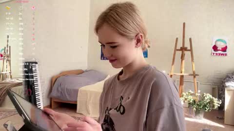 Hinata online show from 03-15-26, 04:18