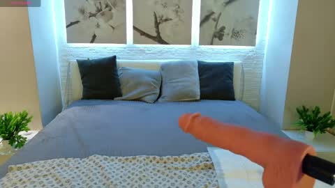 Snapshot of bettyrouse chatting on 05-11-26, 08:50 Betty online show from 05-11-26, 08:50