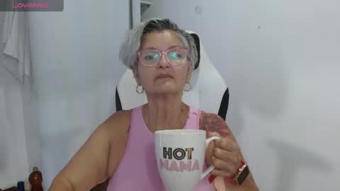Snapshot of bety_cum3 chatting on 05-01-26, 10:53 bibiana online show from 05-01-26, 10:53