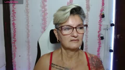 Snapshot of bety_cum3 chatting on 07-01-26, 10:50 bibiana online show from 07-01-26, 10:50
