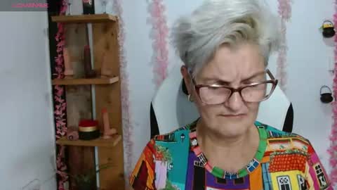 Snapshot of bety_cum3 chatting on 07-20-26, 01:42 bibiana online show from 07-20-26, 01:42