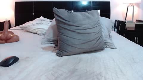 Snapshot of betzabeth_1 chatting on 12-07-24, 09:55 Catalina online show from 12-07-24, 09:55