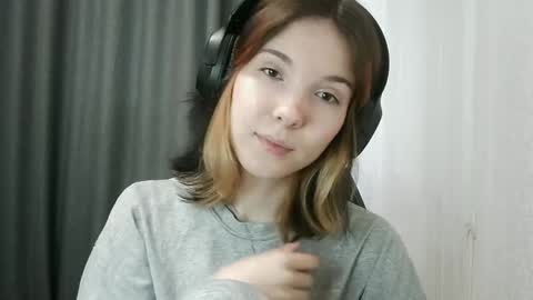 Snapshot of beulabejerano chatting on 04-15-26, 02:13 Ruby online show from 04-15-26, 02:13