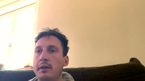 Snapshot of beutlin1234 chatting on 05-02-26, 01:38 Freshmilk online show from 05-02-26, 01:38
