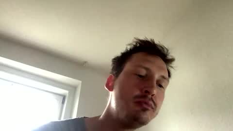 Snapshot of beutlin1234 chatting on 05-06-26, 03:39 Freshmilk online show from 05-06-26, 03:39