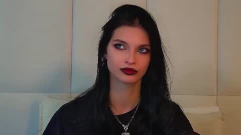 Snapshot of beverlyyork chatting on 06-14-26, 08:38 Beverly online show from 06-14-26, 08:38