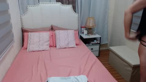 Nixie online show from 11-16-25, 05:02