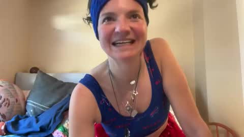 Snapshot of bexirl chatting on 11-02-25, 09:39 Bex online show from 11-02-25, 09:39