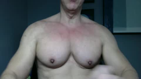 Snapshot of bgdkmuscleguy chatting on 09-28-25, 04:23 BGDKMUSCLEGUY - SELECTED BY CHATURBATE AS A TOP BROADCASTER FOR 2023 online show from 09-28-25, 04:23