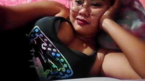 Snapshot of bheb_ji chatting on 04-12-26, 01:49 bheb_ji online show from 04-12-26, 01:49