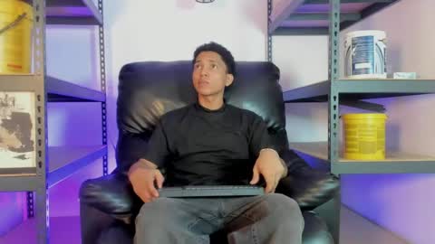 Snapshot of bhruno_diaz chatting on 06-07-26, 05:00 bhruno_diaz online show from 06-07-26, 05:00