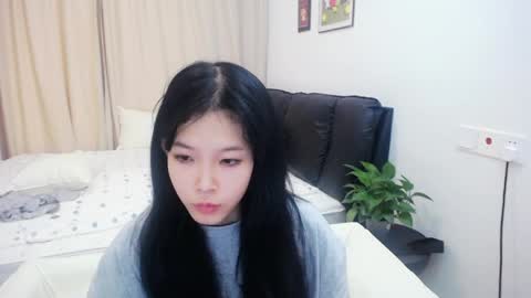 Snapshot of bhwuyulian chatting on 05-27-26, 06:10 bhwuyulian online show from 05-27-26, 06:10