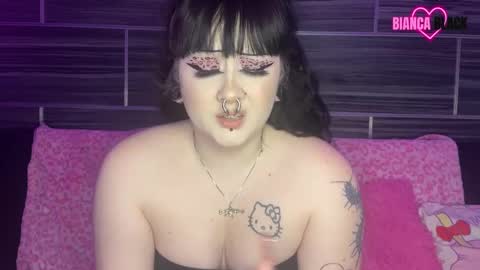 Snapshot of biablack chatting on 01-18-25, 04:59 Bianca Black online show from 01-18-25, 04:59