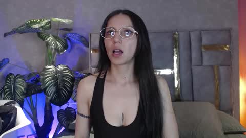 Snapshot of bianca_ks chatting on 09-17-25, 03:08 Bianca online show from 09-17-25, 03:08