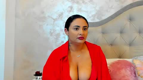Snapshot of bianca_vale chatting on 06-29-26, 05:03 Bianca Vale online show from 06-29-26, 05:03