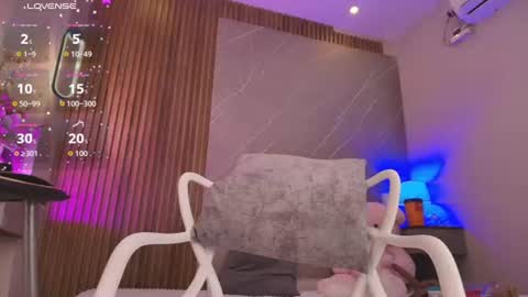 Snapshot of biancaa__18 chatting on 06-23-26, 07:45 biancaa__18 online show from 06-23-26, 07:45
