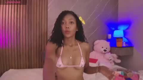 Snapshot of biancaa__18 chatting on 07-07-26, 07:18 biancaa__18 online show from 07-07-26, 07:18