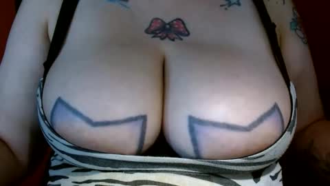 bianca online show from 12-19-25, 02:02