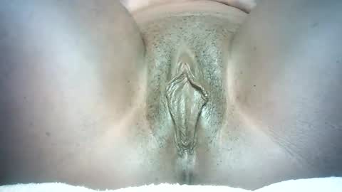 Snapshot of biass_ebony234 chatting on 01-17-25, 12:42 pretty online show from 01-17-25, 12:42