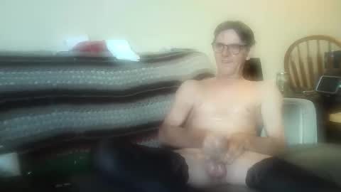 Snapshot of bibobby6711 chatting on 06-09-26, 04:29 bibobby6711 online show from 06-09-26, 04:29