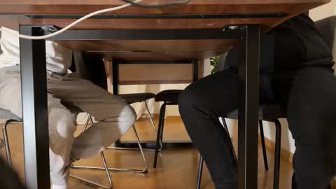 bic743235 online show from 12-21-25, 09:11