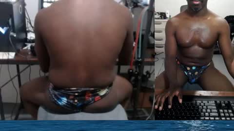 Snapshot of bicepsandfrot chatting on 05-23-26, 07:13 BicepsandFrot online show from 05-23-26, 07:13