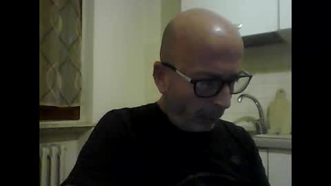 Snapshot of big23italy chatting on 05-02-26, 06:46 big23italy online show from 05-02-26, 06:46