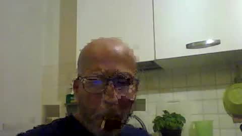 Snapshot of big23italy chatting on 06-14-26, 12:07 big23italy online show from 06-14-26, 12:07