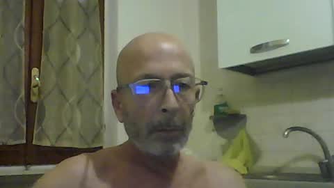 Snapshot of big23italy chatting on 07-20-26, 05:59 big23italy online show from 07-20-26, 05:59