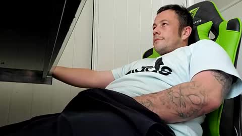 big_balls_big_load online show from 01-06-25, 02:37