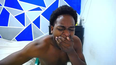 big_black11 online show from 01-11-25, 10:08