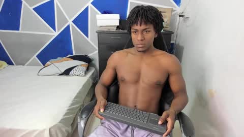 big_black11 online show from 11-09-25, 11:08