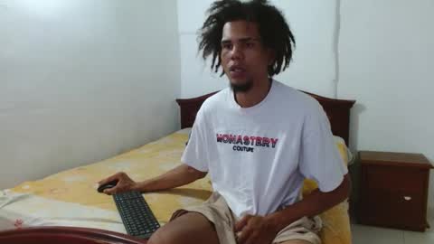 Snapshot of big_boy_lee chatting on 09-09-25, 09:47 Camilo online show from 09-09-25, 09:47