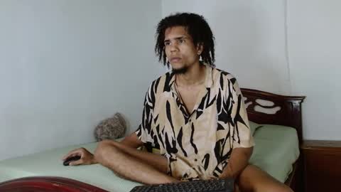 Snapshot of big_boy_lee chatting on 09-28-25, 09:20 Camilo online show from 09-28-25, 09:20