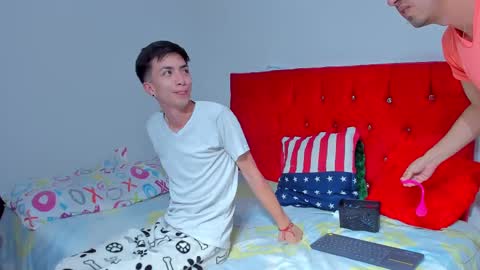 john and cris online show from 03-03-25, 03:19