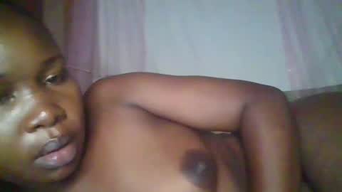 Snapshot of big_diva chatting on 02-17-25, 01:25 big_diva online show from 02-17-25, 01:25