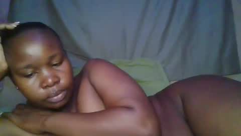 Snapshot of big_diva chatting on 09-21-25, 01:07 big_diva online show from 09-21-25, 01:07