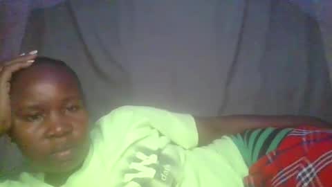 Snapshot of big_diva chatting on 09-21-25, 05:47 big_diva online show from 09-21-25, 05:47