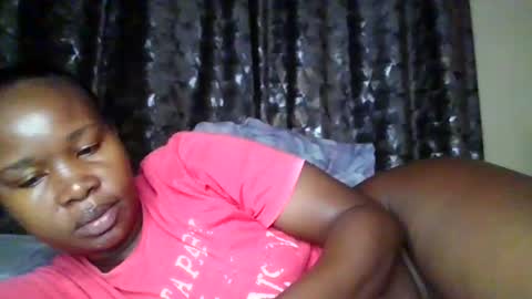 Snapshot of big_diva chatting on 06-22-26, 03:25 big_diva online show from 06-22-26, 03:25