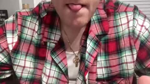 Snapshot of big_pesch chatting on 01-03-25, 06:55 Big Pesch online show from 01-03-25, 06:55